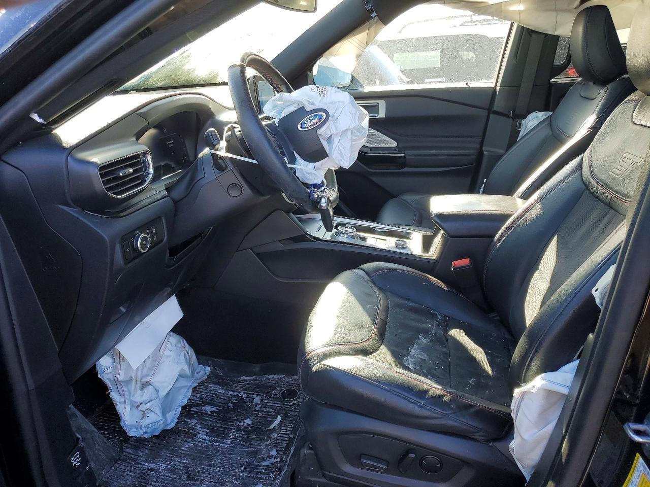 2023 Ford Explorer St - Фото 7