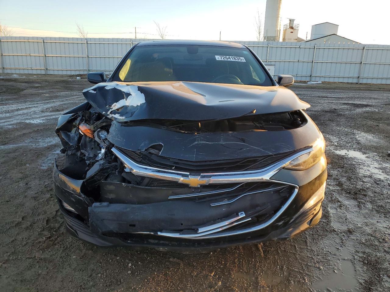 2020 Chev Malibu - Фото 5