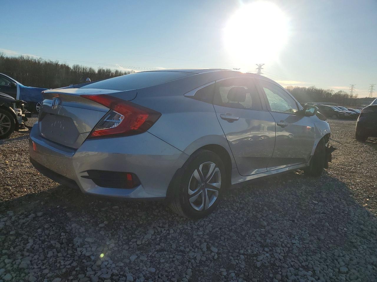 2018 Honda Civic Lx - Фото 3