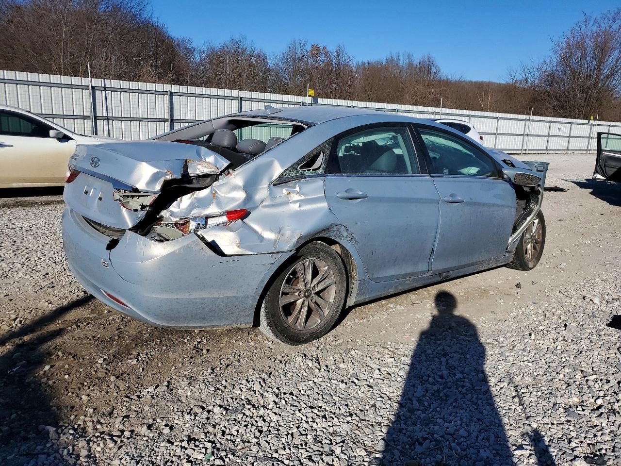 2012 Hyundai Sonata Gls - Image 3