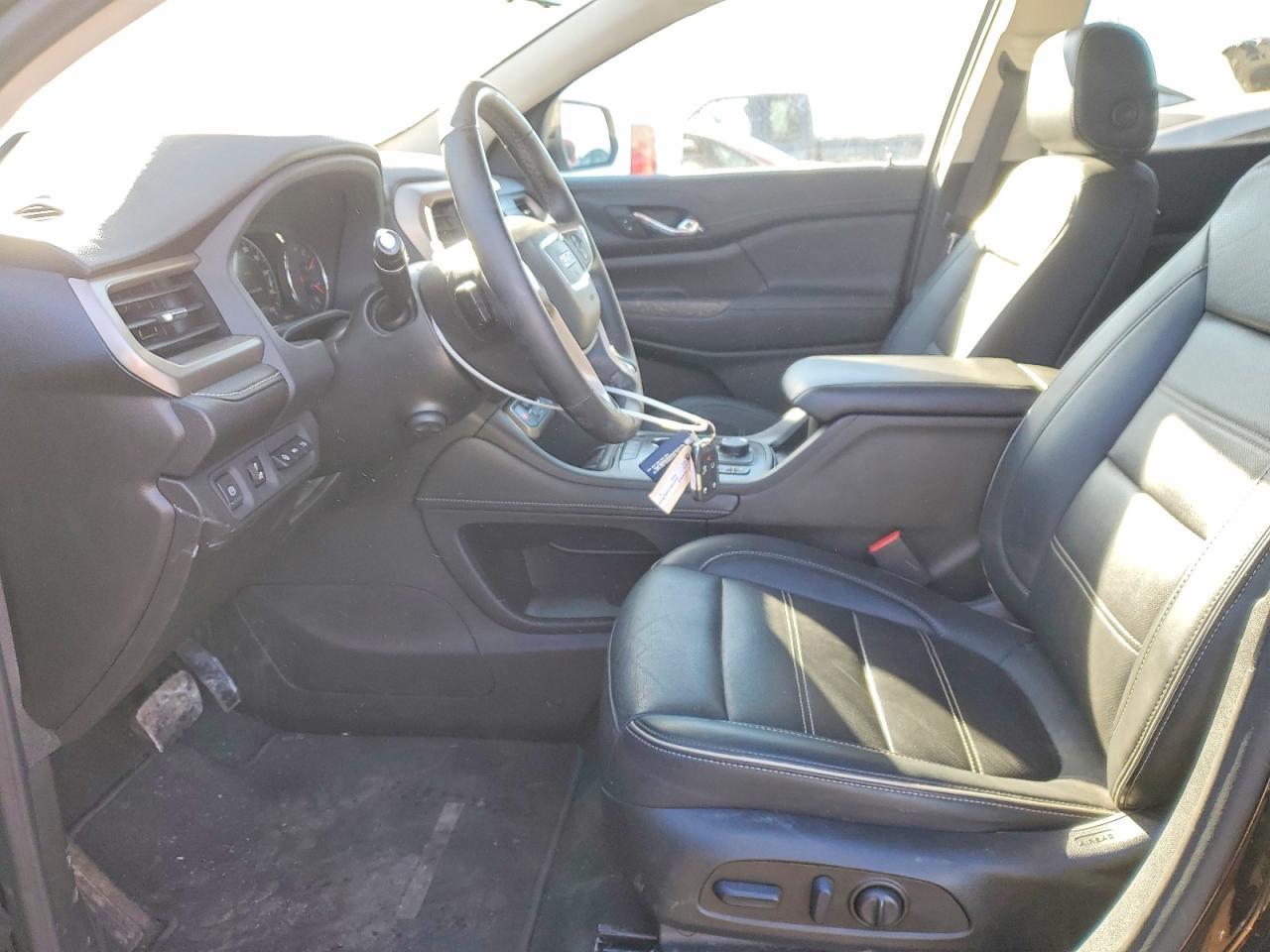 2023 GMC Acadia Denali - Фото 7