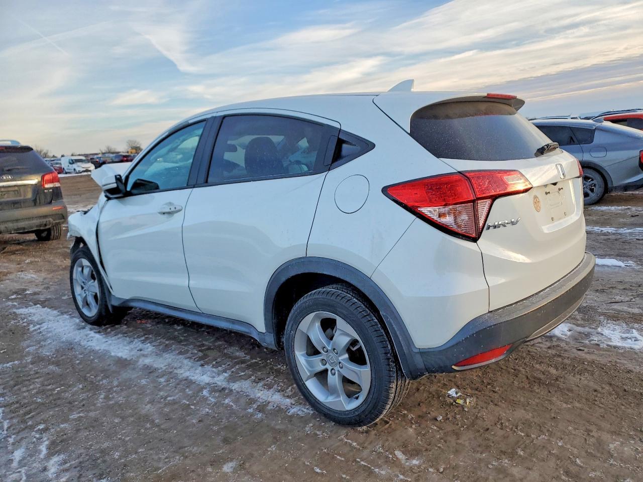 2016 Honda Hr-V Ex - Image 2