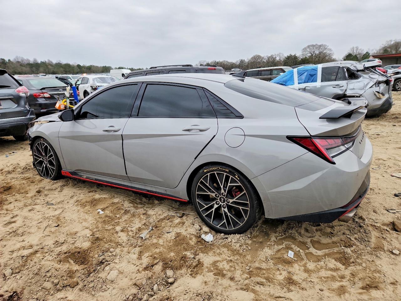 2023 Hyundai Elantra N - Фото 2