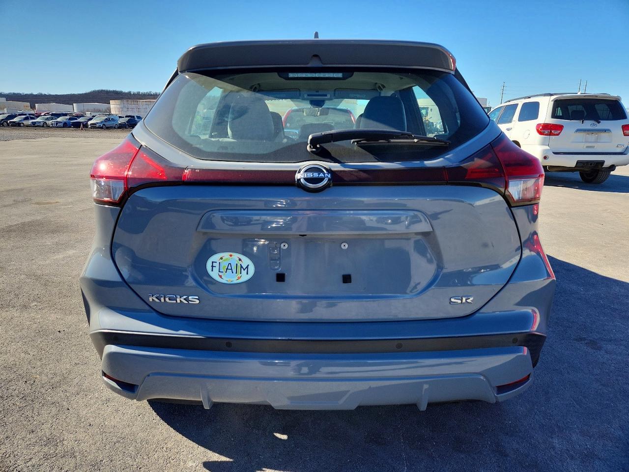 2022 Nissan Kicks Sr - Image 6