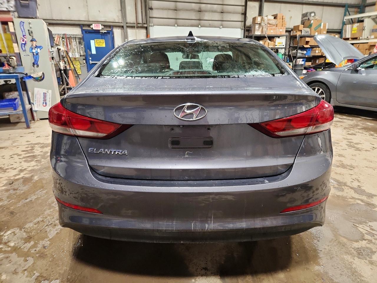 2017 Hyundai Elantra Se - Фото 6