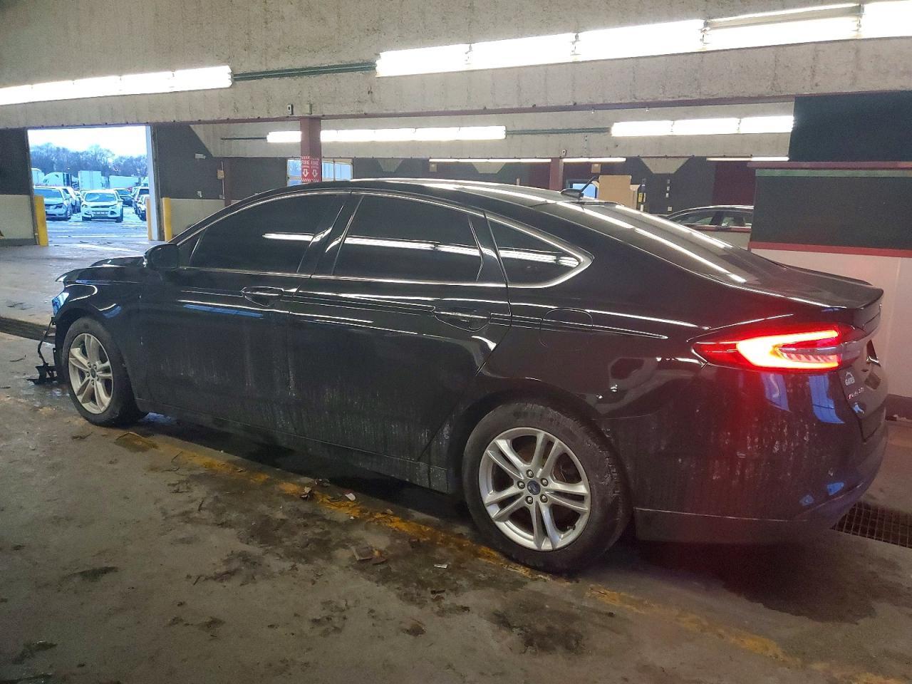 2018 Ford Fusion Se - Image 2