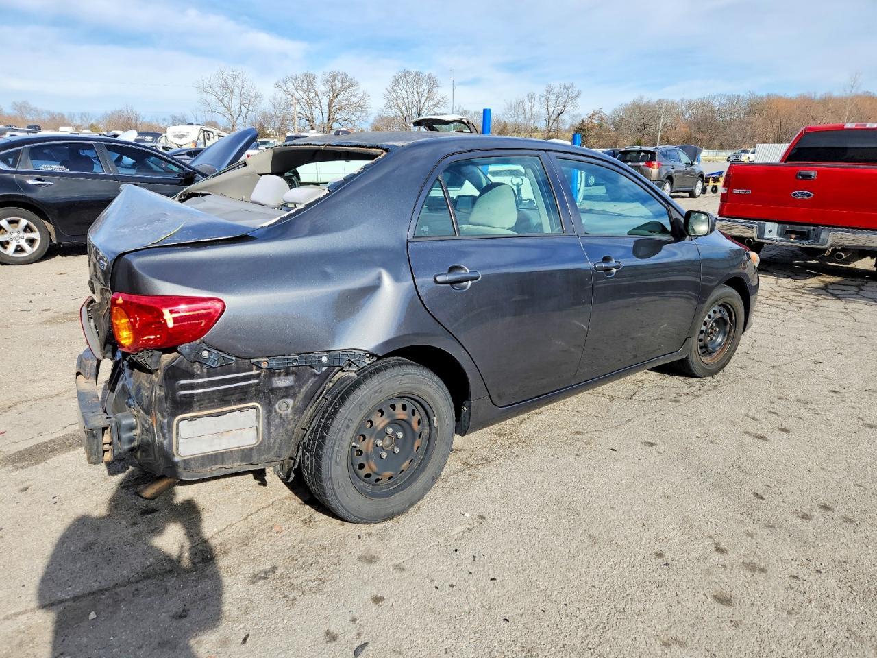 2010 Toyota Corolla Base - Фото 3