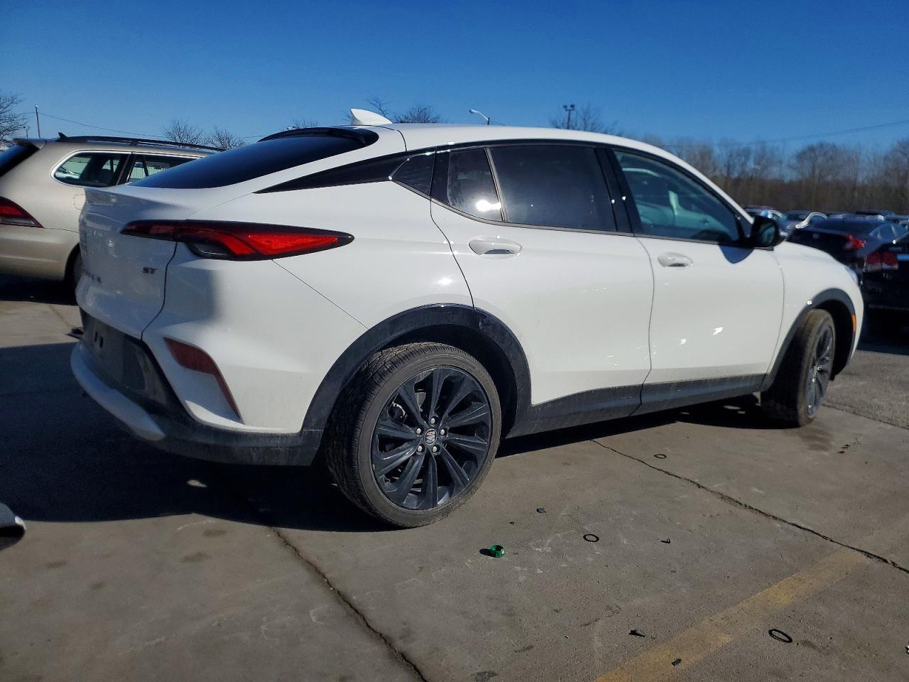 2024 Buick Envista Sport Touring - Image 3