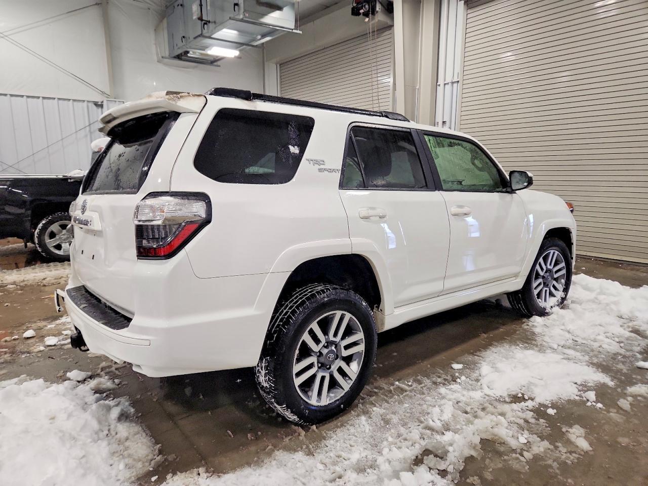 2022 Toyota 4Runner Trd Sport - Image 3