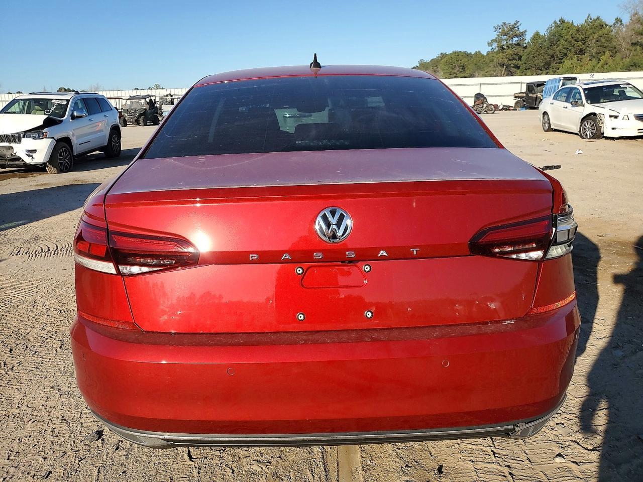 2020 Volkswagen Passat - Image 6