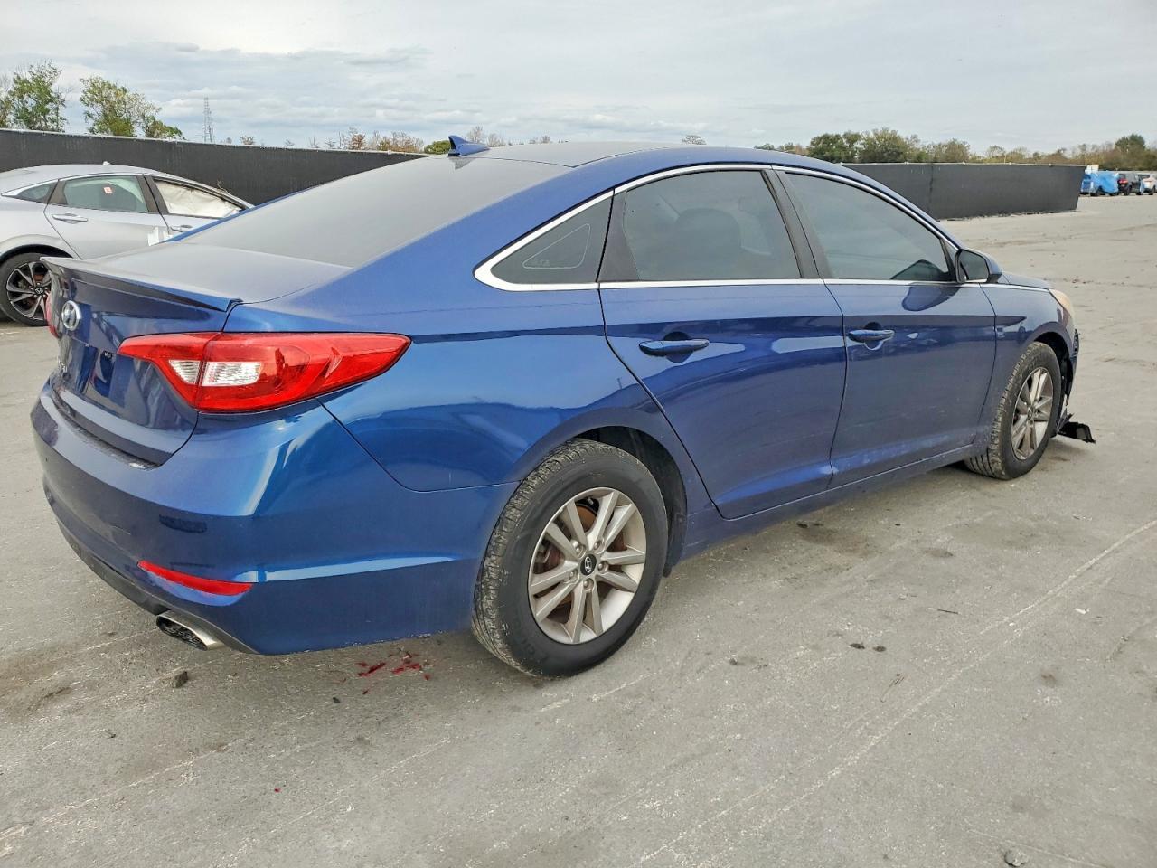 2016 Hyundai Sonata Se - Фото 3