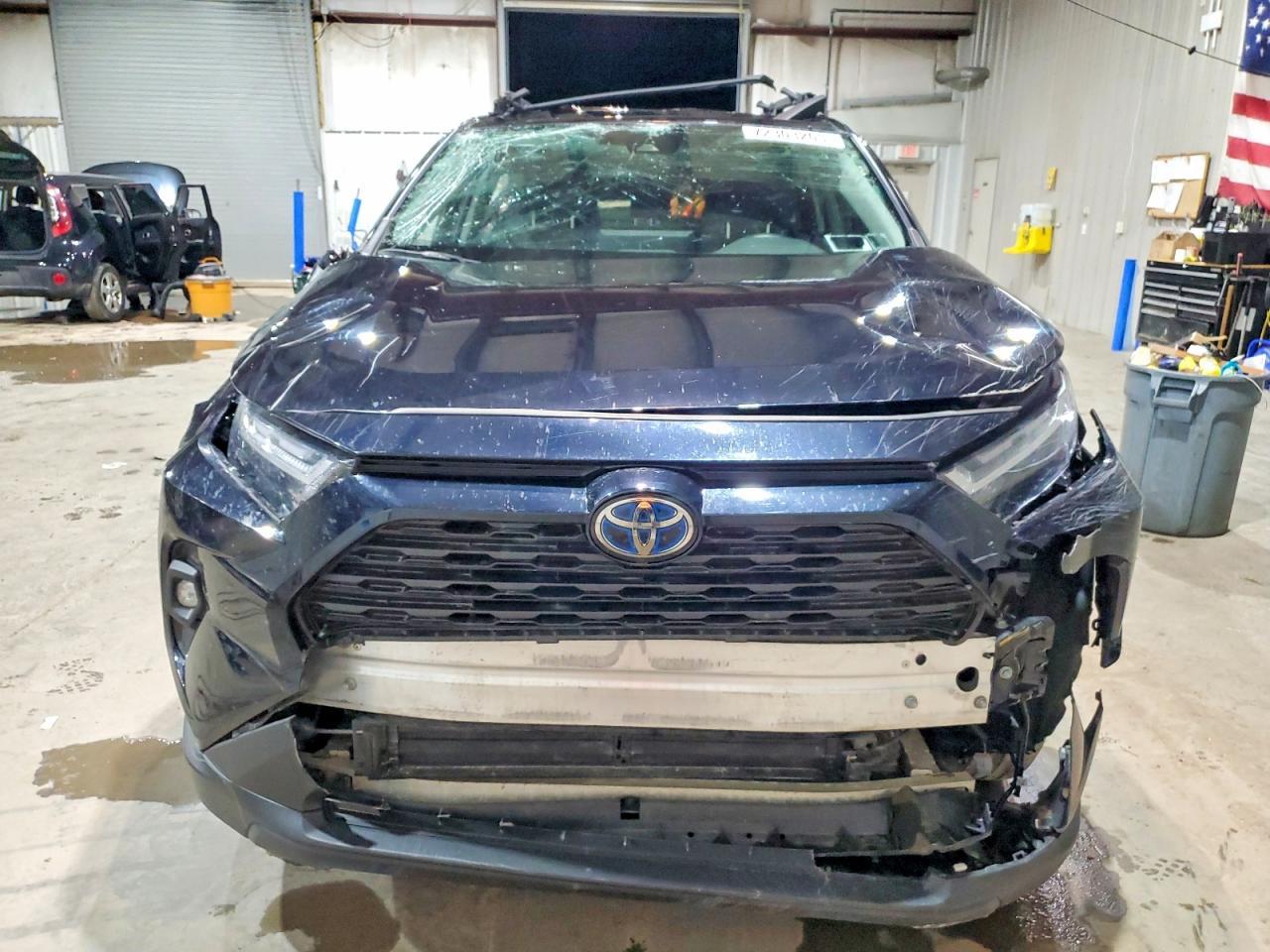 2024 Toyota Rav4 Woodland Edition - Image 5