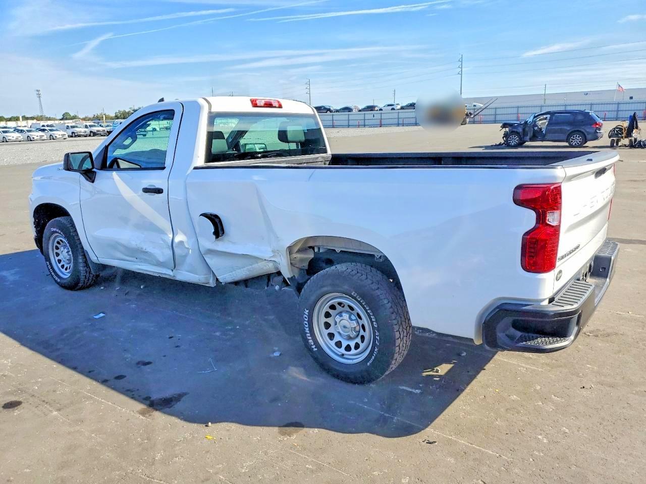 2021 Chevrolet Silverado C1500 - Фото 2