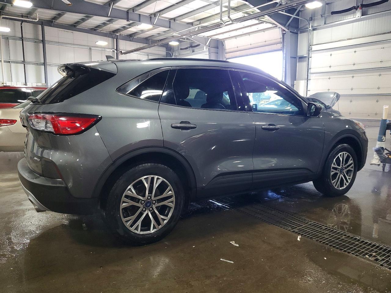 2022 Ford Escape Sel - Image 3