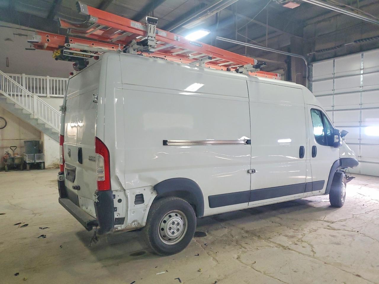 2023 Ram Promaster 2500 Utility / Service Van - Фото 3