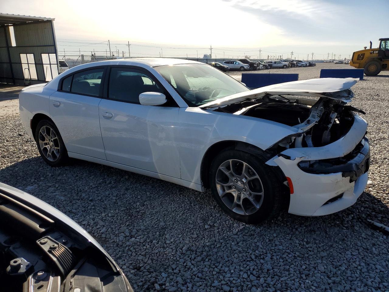 2016 Dodge Charger Sxt - Фото 4