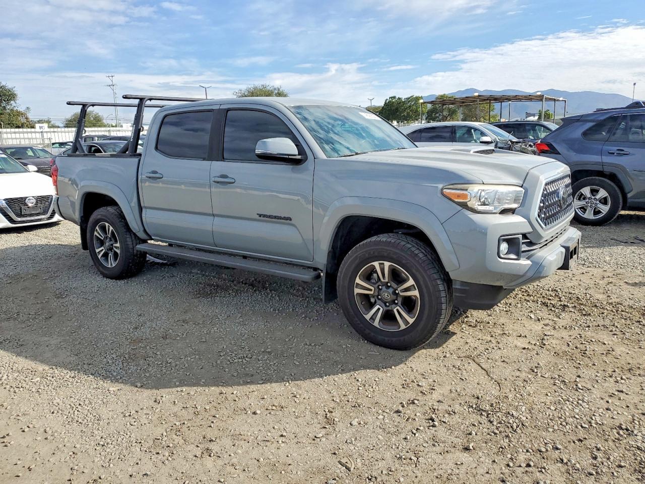 2019 Toyota Tacoma Double Cab - Фото 4