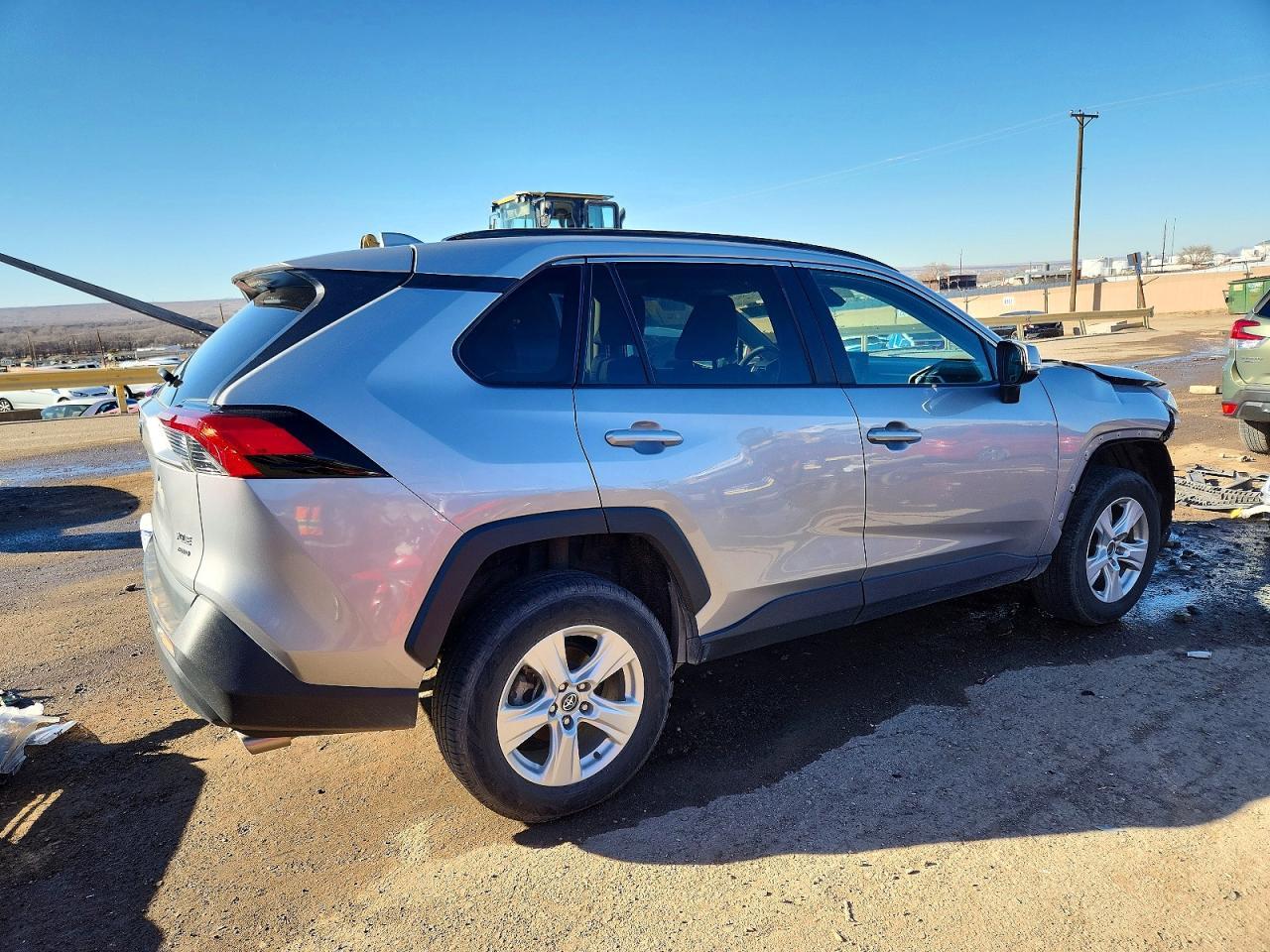 2020 Toyota Rav4 Xle - Image 3