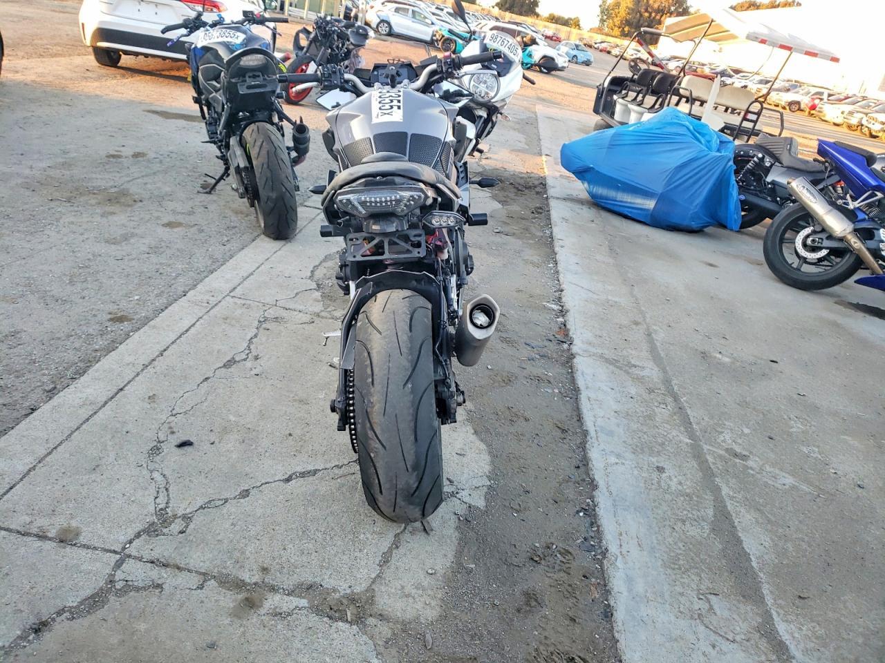 2017 Yama Fz10 - Image 4