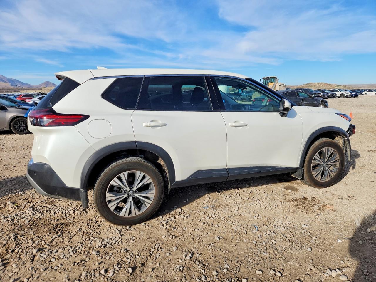 2021 Nissan Rogue Sv - Фото 3