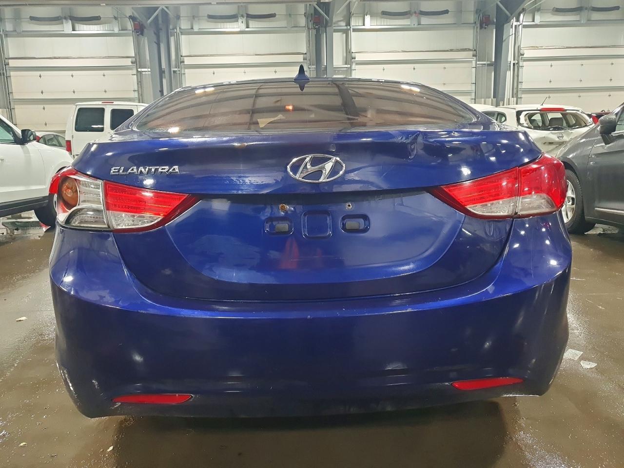 2013 Hyundai Elantra Gls - Фото 6
