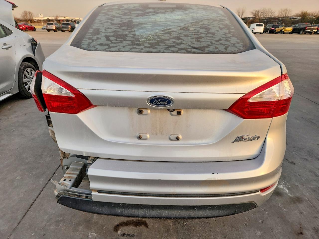 2018 Ford Fiesta S - Фото 6