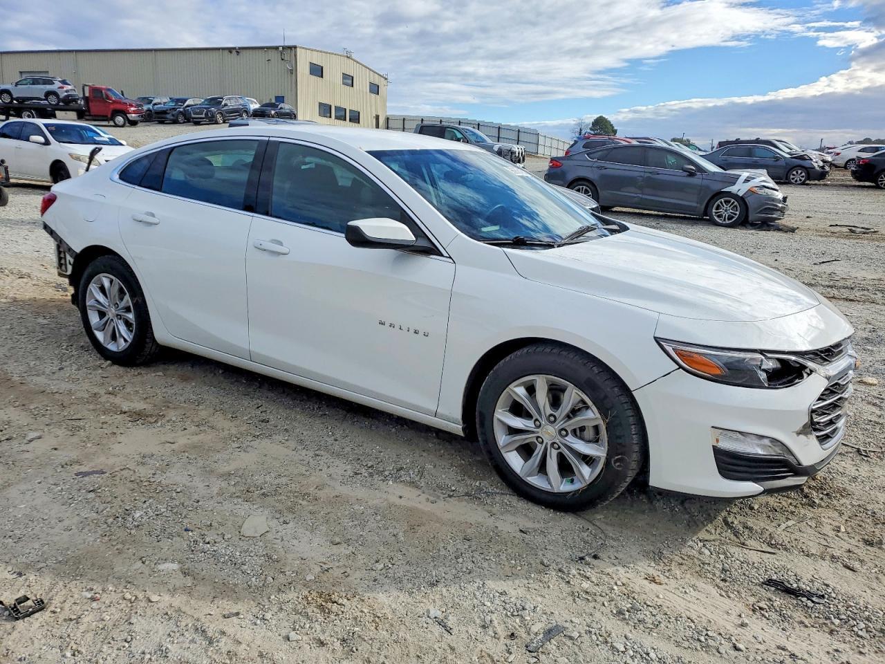 2023 Chevrolet Malibu Lt - Фото 4