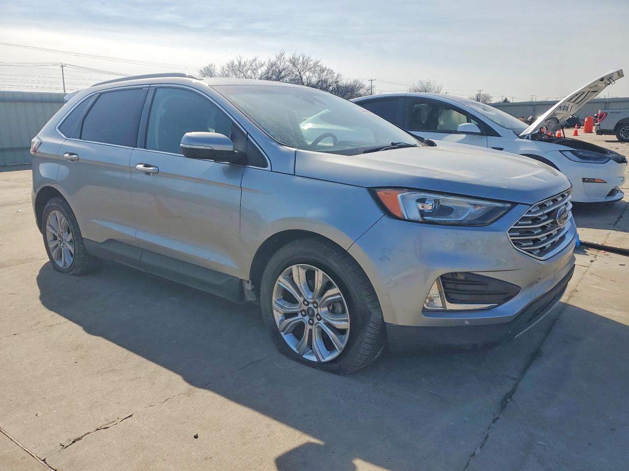2020 Ford Edge Titanium - Фото 4