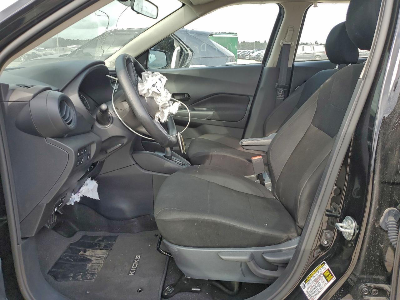 2025 Nissan Kicks Play S - Фото 7