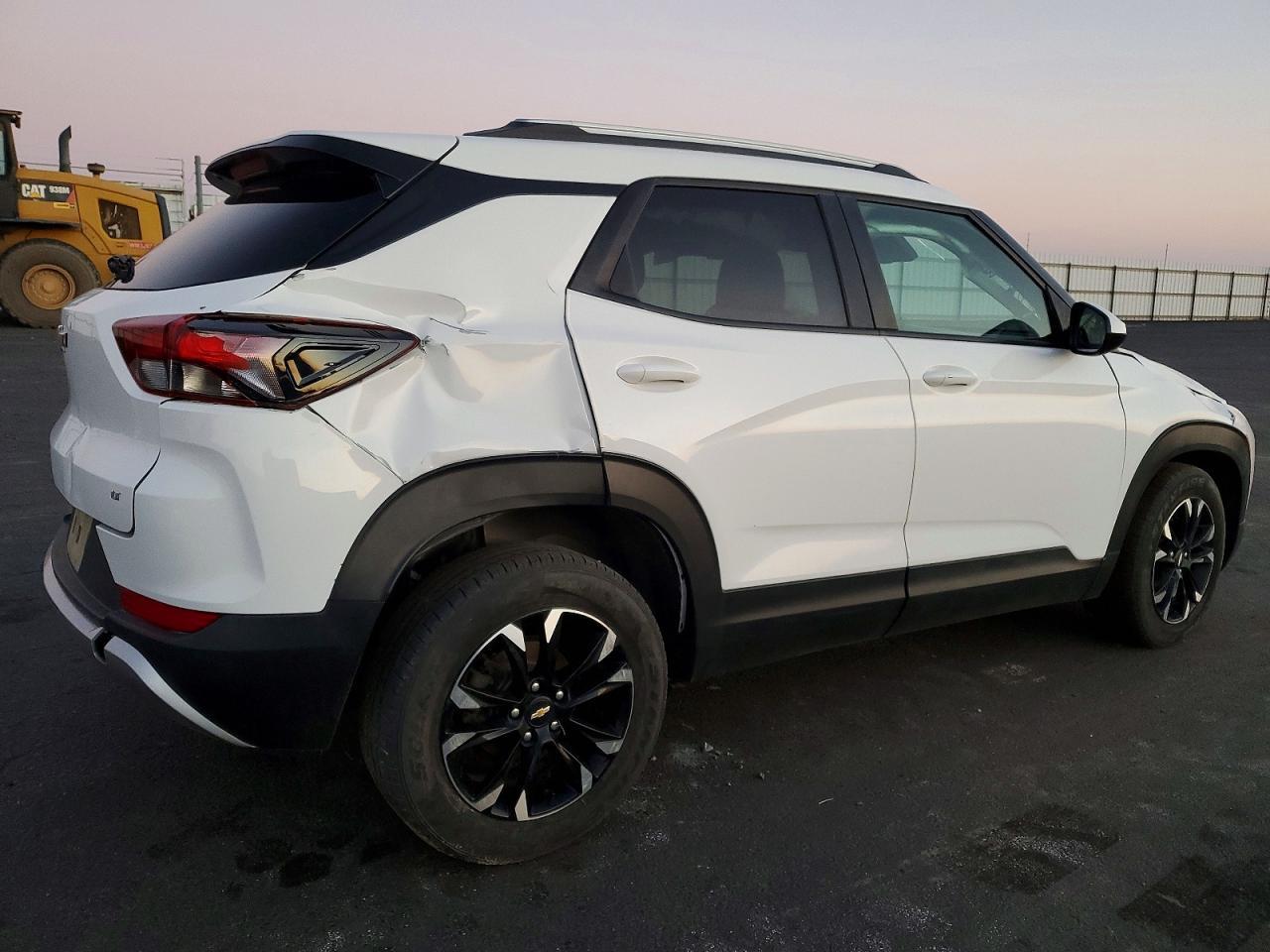 2022 Chevrolet Trailblazer Lt - Image 3