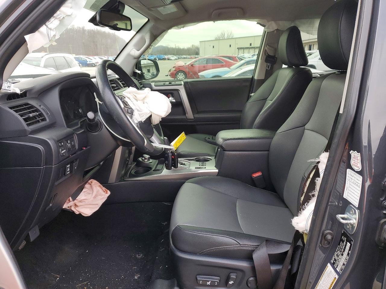 2024 Toyota 4Runner Sr5/Sr5 Premium - Image 7