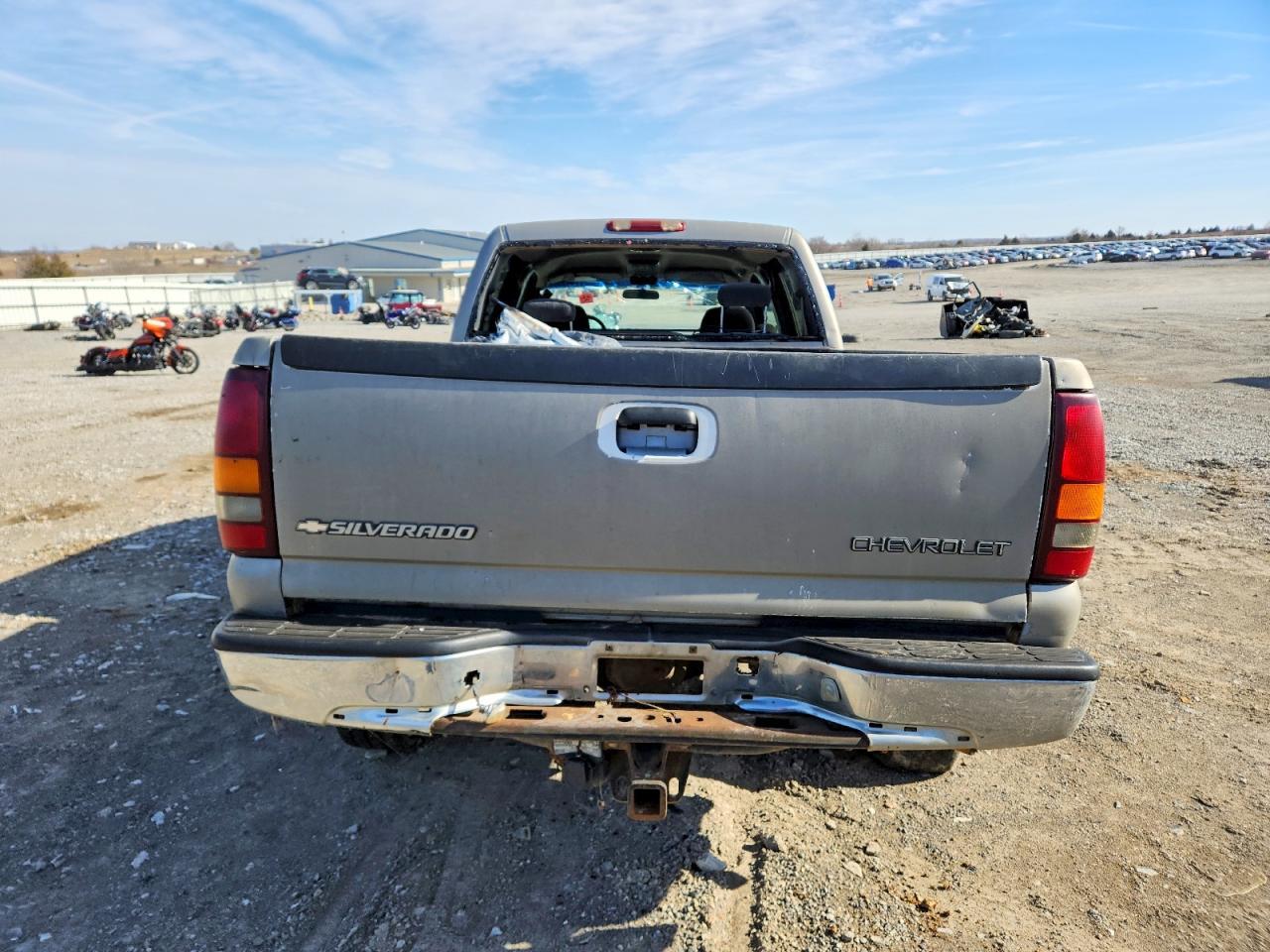2001 Chevrolet Silverado C2500 Heavy Duty - Фото 6