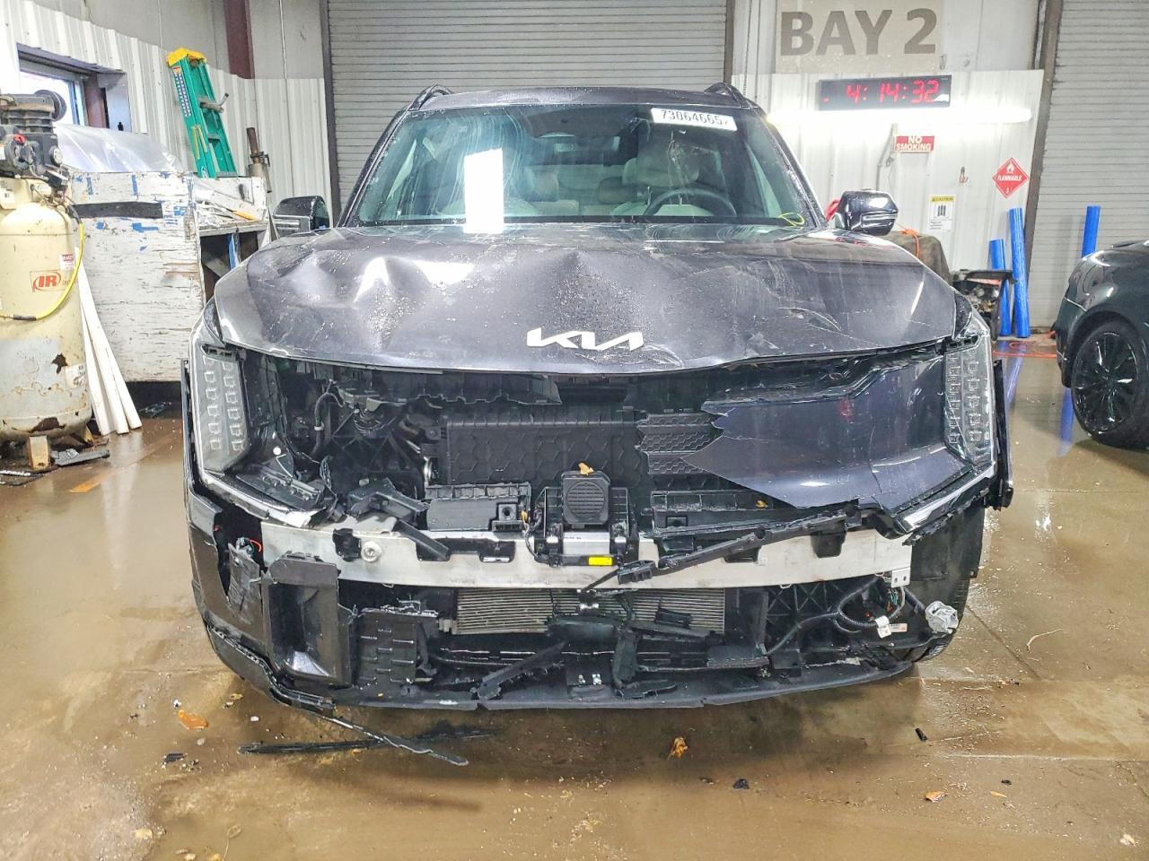 2024 Kia Ev9 Gt-Line - Image 5