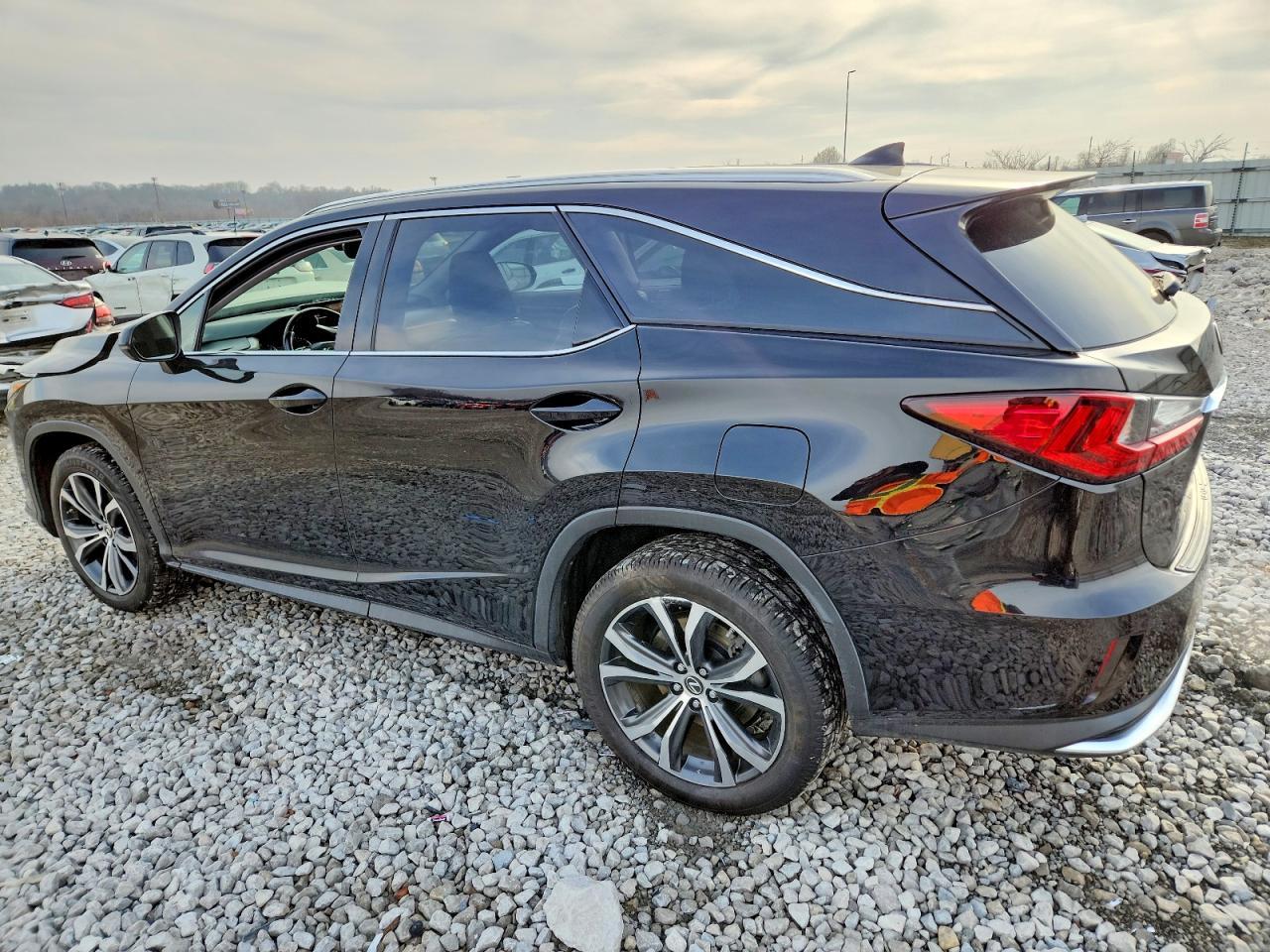 2018 Lexus Rx 350 L - Image 2