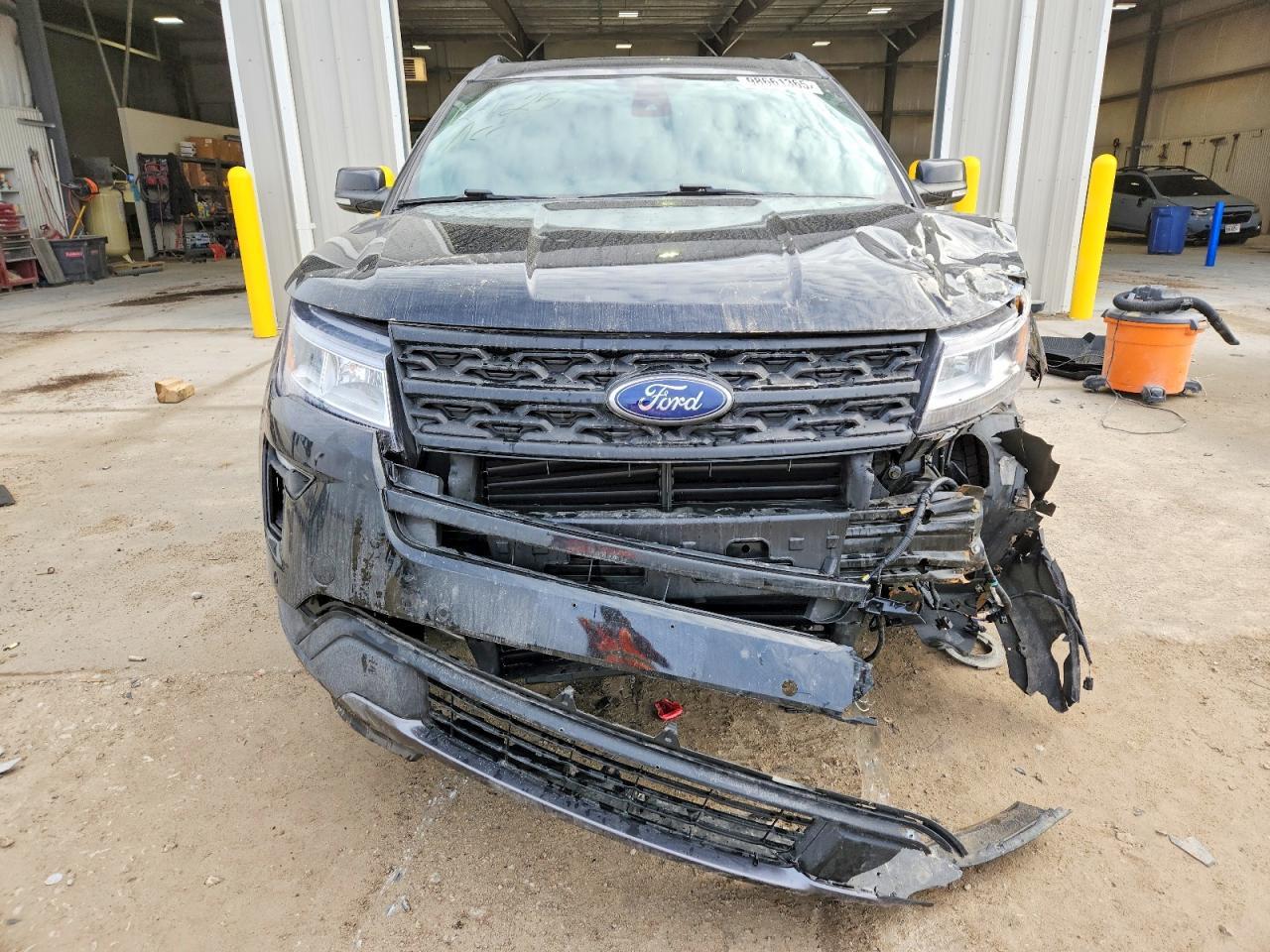 2018 Ford Explorer Xlt - Image 5