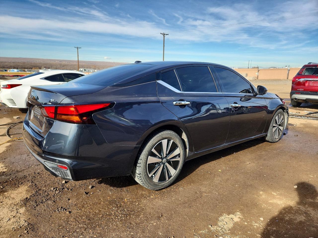 2020 Nissan Altima Sl - Фото 3