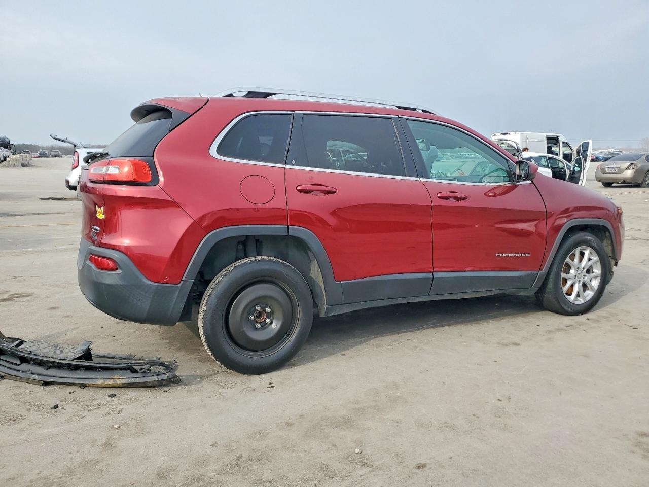 2014 Jeep Cherokee Latitude - Image 3