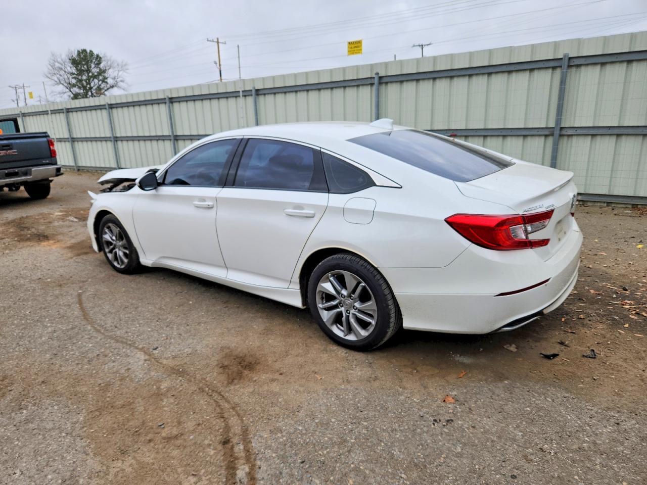 2018 Honda Accord Lx - Фото 2