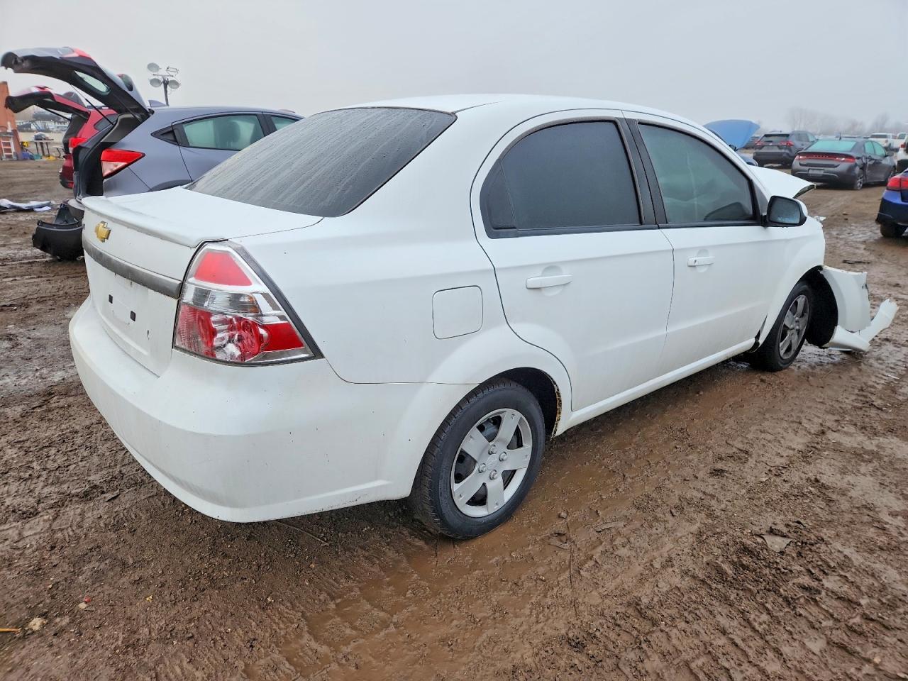 2011 Chevrolet Aveo Ls - Фото 3
