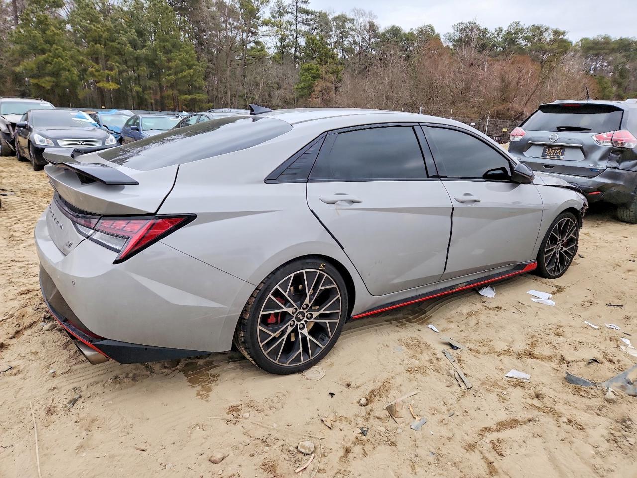 2023 Hyundai Elantra N - Фото 3