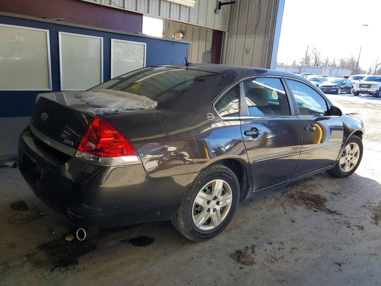 2008 Chevrolet Impala Ls - Фото 3