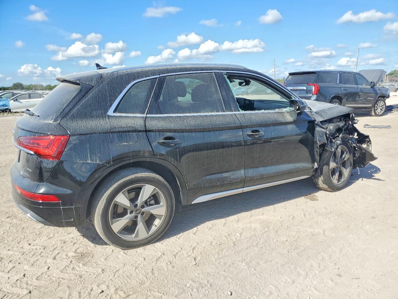 2023 Audi Q5 Premium Plus 40 - Фото 3