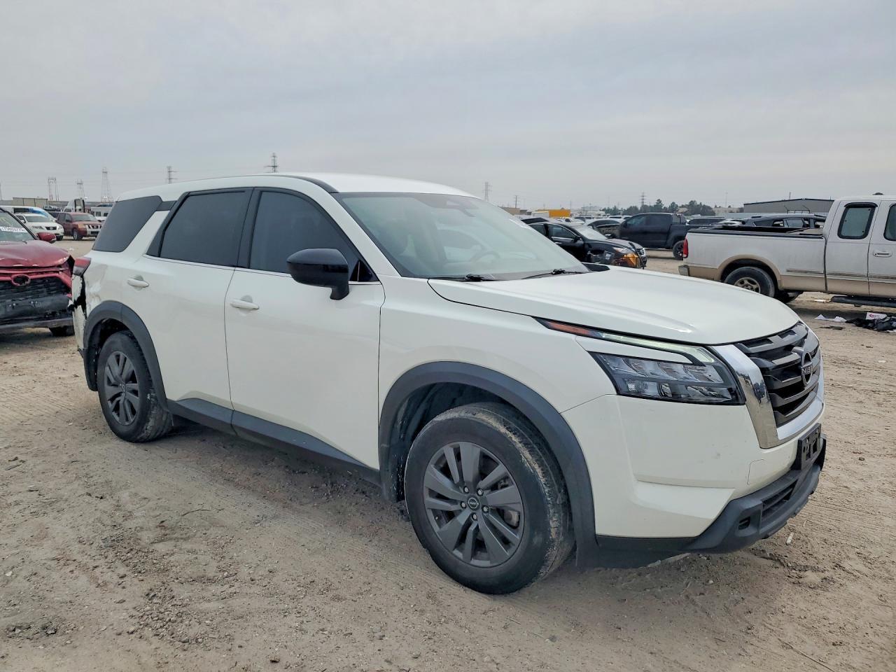 2023 Nissan Pathfinder S - Image 4