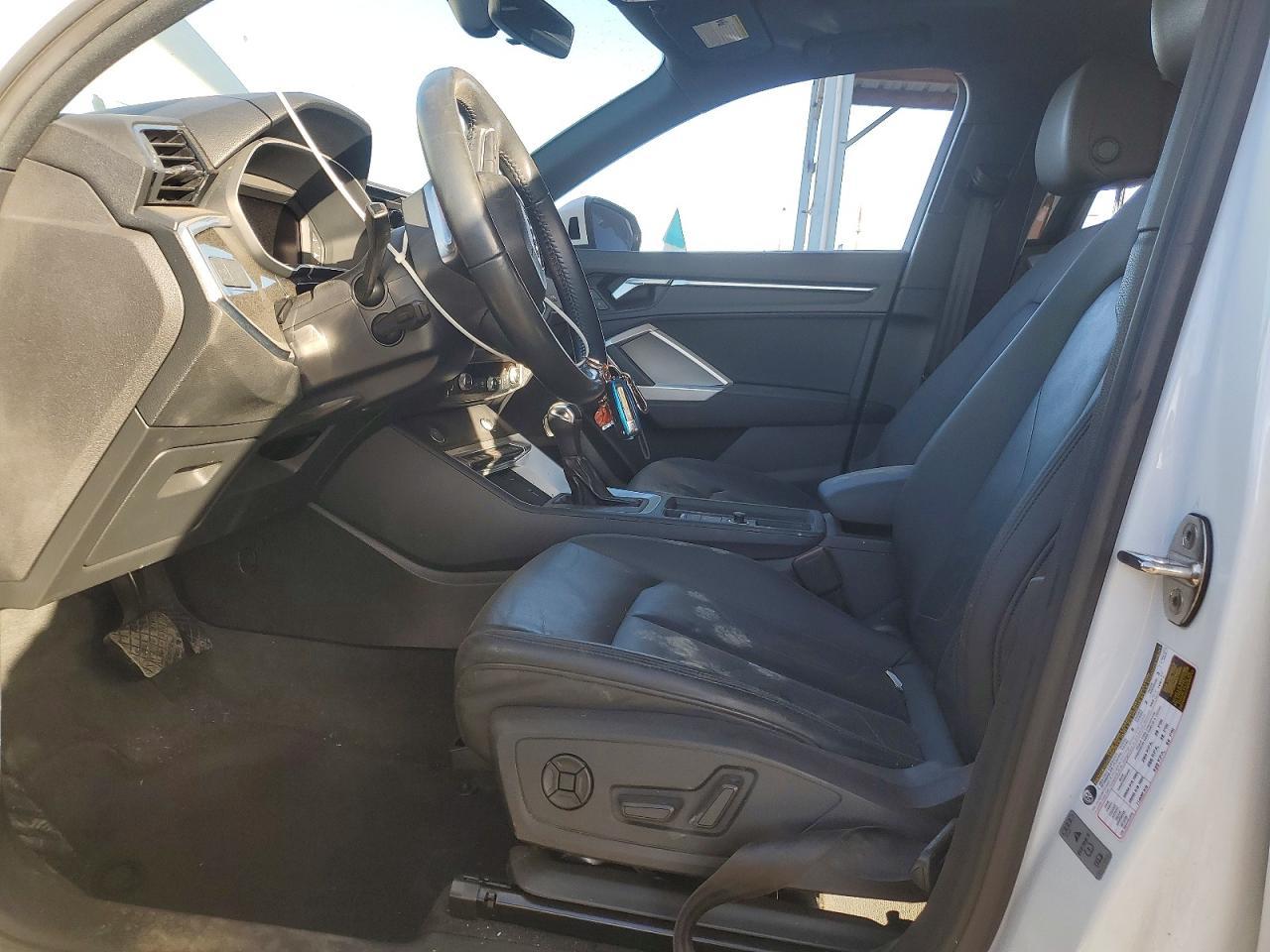 2020 Audi Q3 Premium - Фото 7