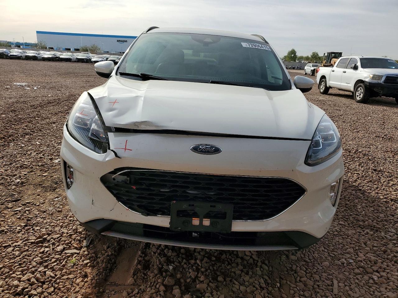 2020 Ford Escape Titanium - Image 5