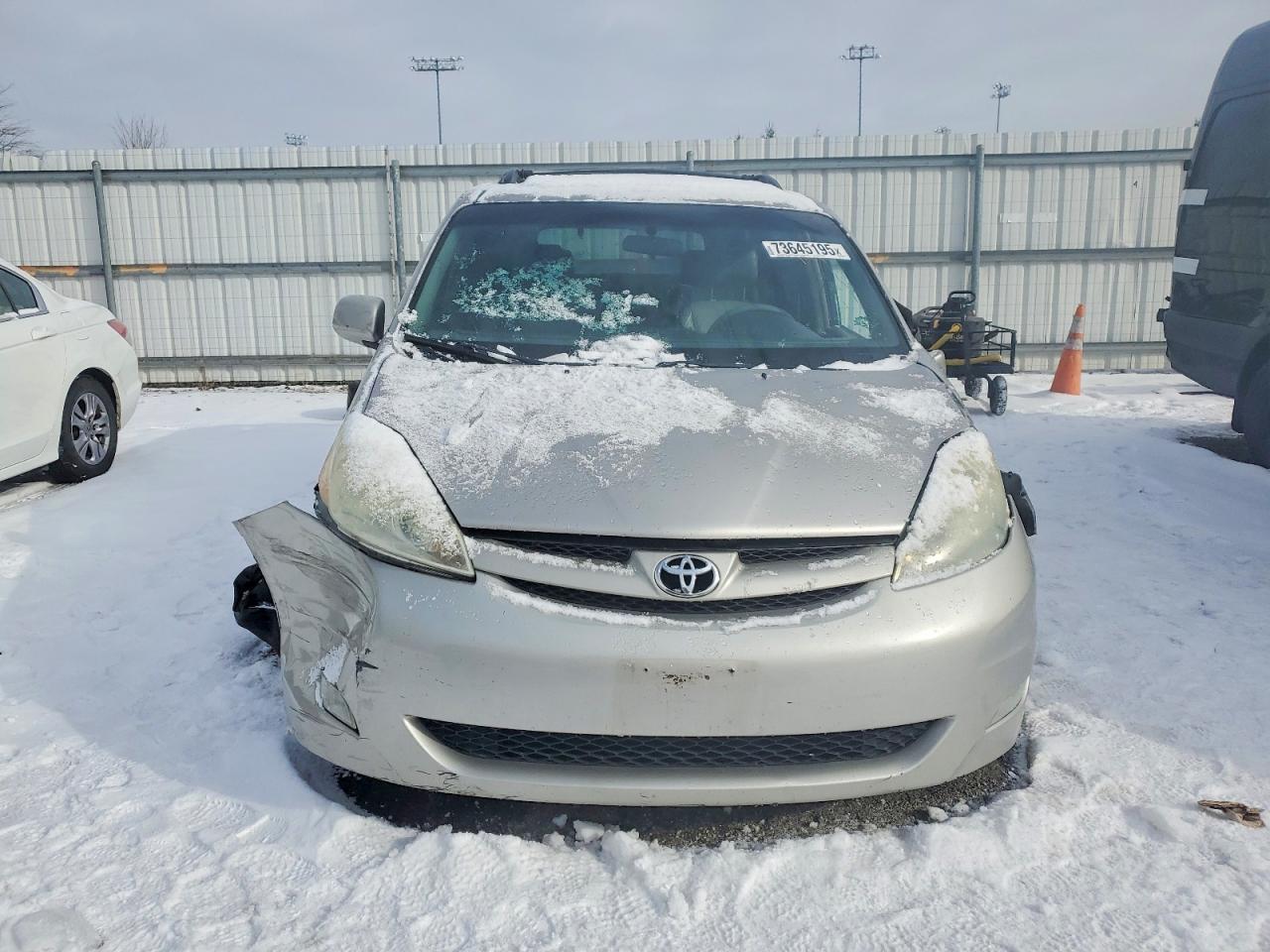 2006 Toyota Sienna Xle - Image 5