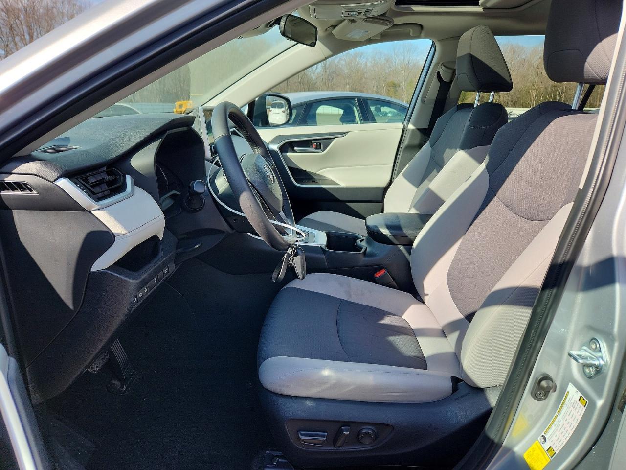 2024 Toyota Rav4 Xle - Фото 7