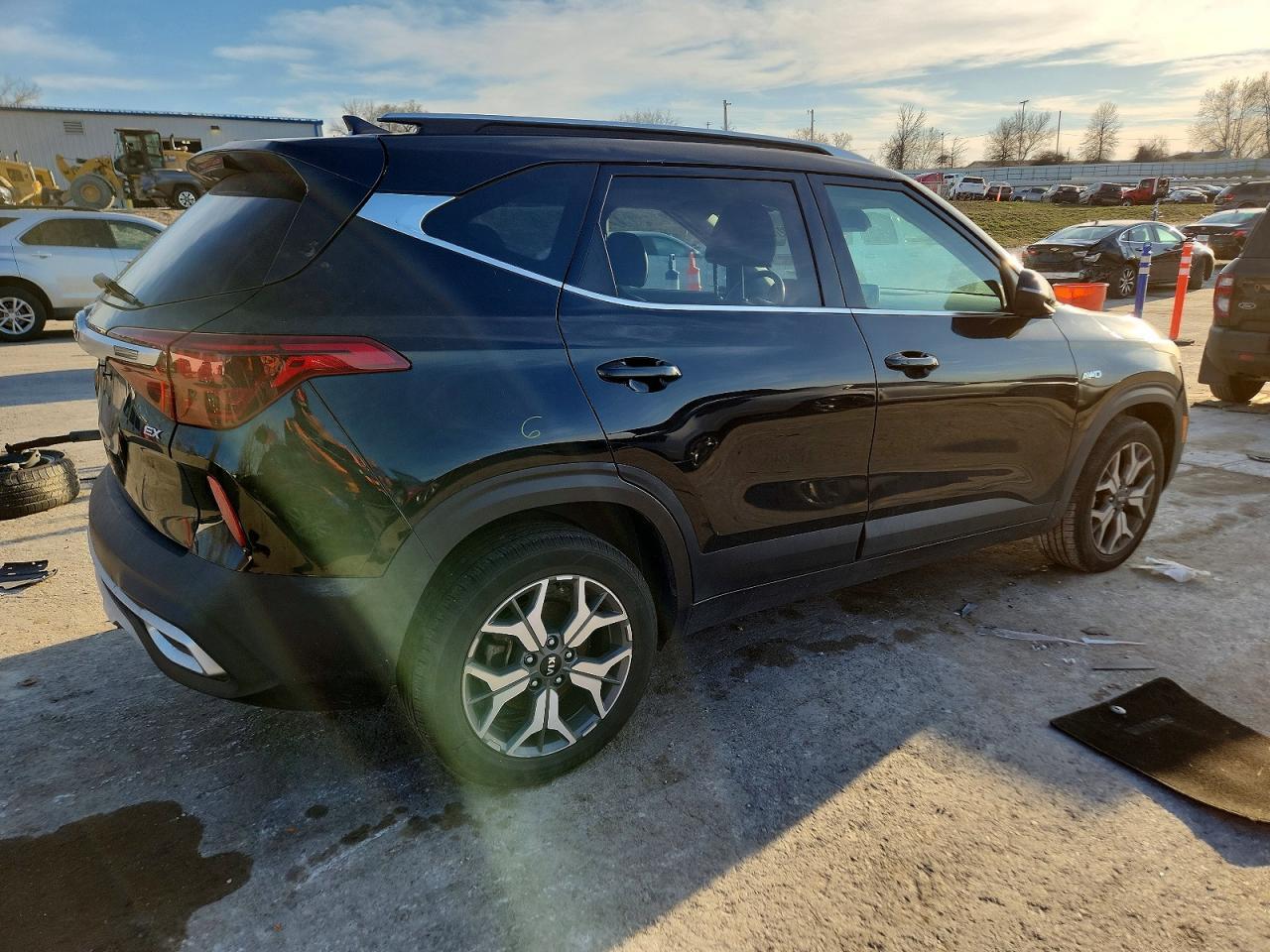 2021 Kia Seltos Ex - Image 3