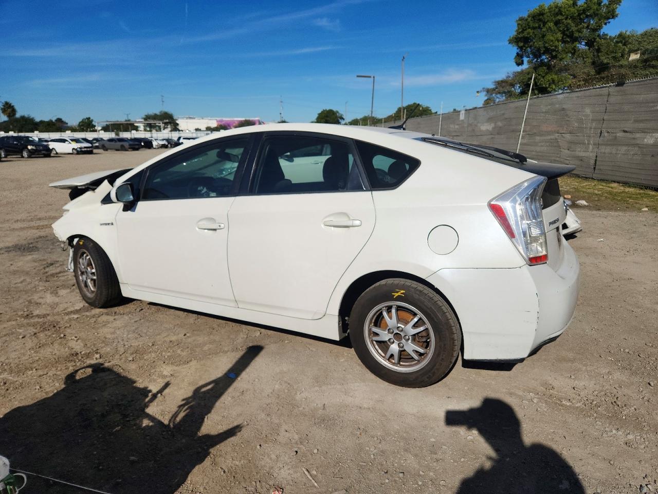 2010 Toyota Prius - Image 2