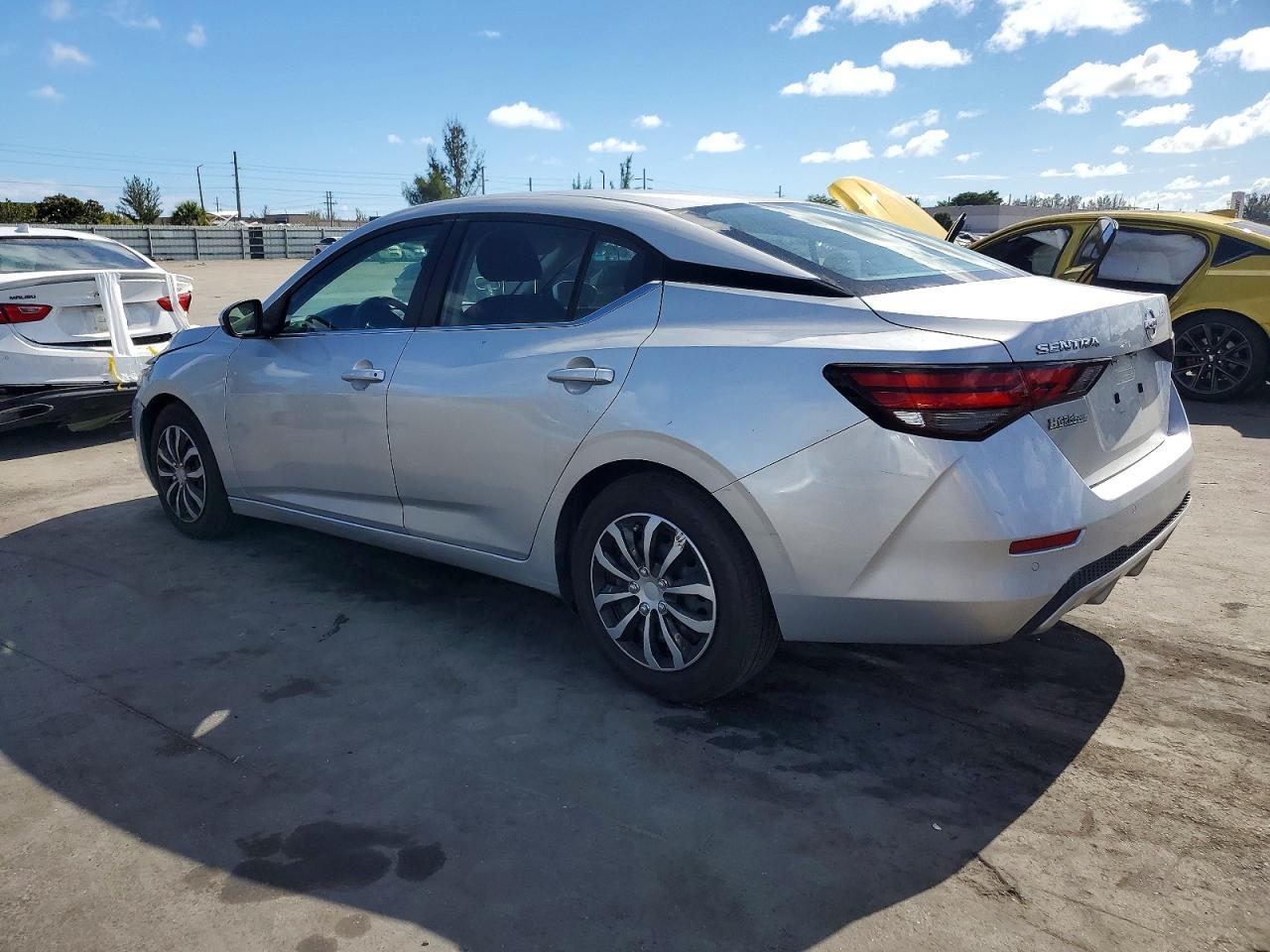 2023 Nissan Sentra S - Image 2